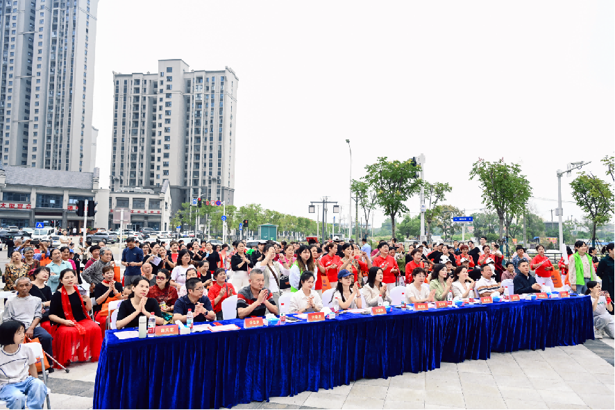 武汉普瑞眼科医助力广场舞大赛 创新活动守护江夏居民眼健康