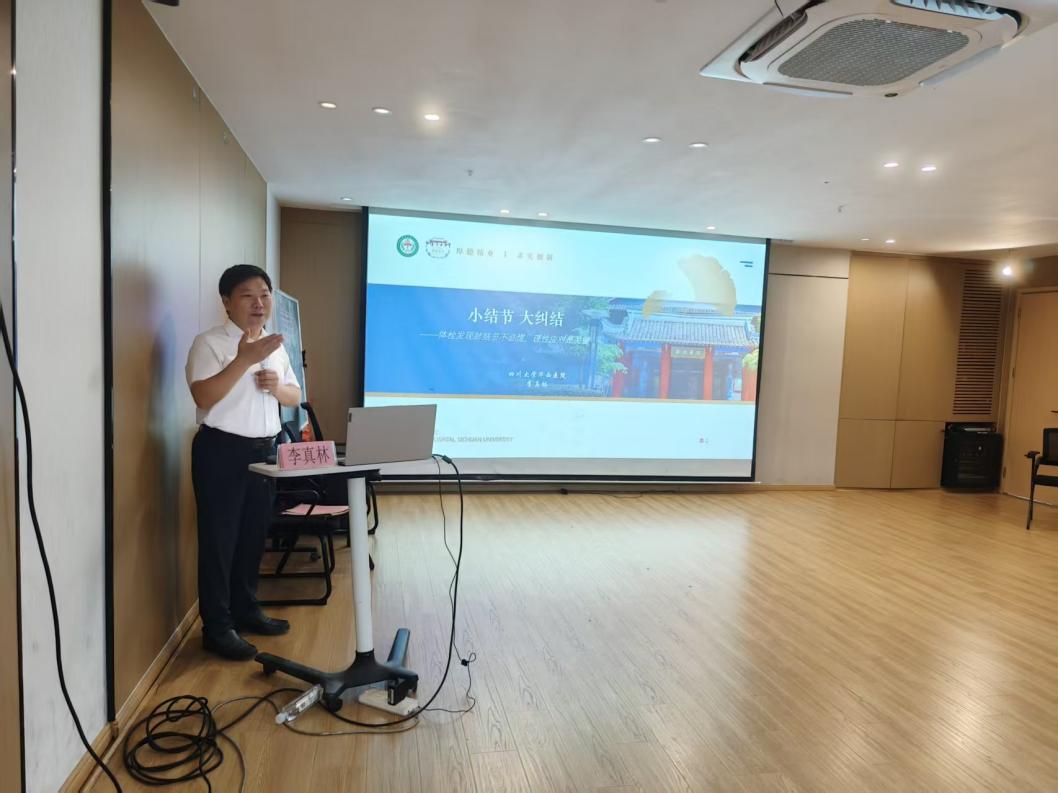 南昌大学二附院开展「科学普及保健康 智能诊疗进社区」活动