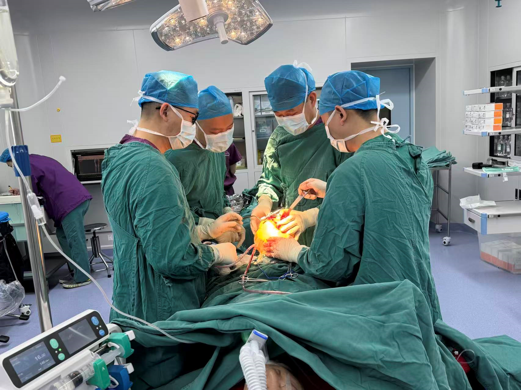 华西赋能 学科焕新：华西宜宾医院骨科中心从「破局」到「出彩」的跃升之路