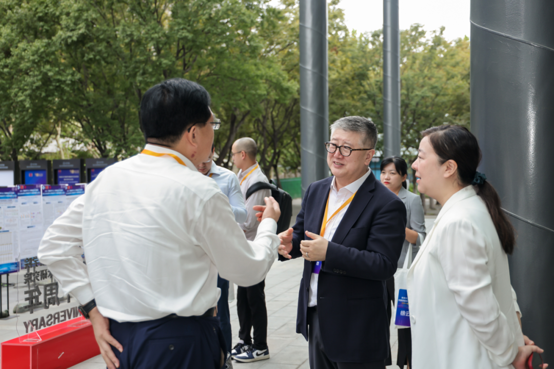 圆和医疗与复旦大学类脑智能科学与技术研究院共建「元智类脑健康校企联合实验室」正式揭牌