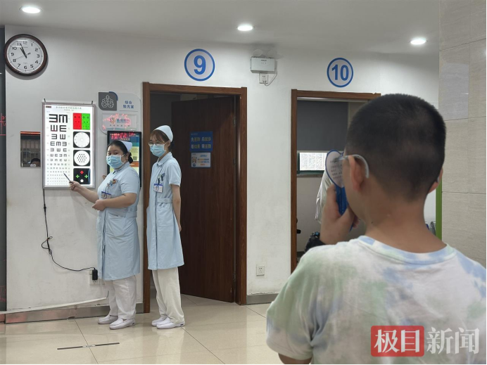 11 岁男孩近视散光度数飙升！武汉普瑞眼科专家提醒谨防圆锥角膜