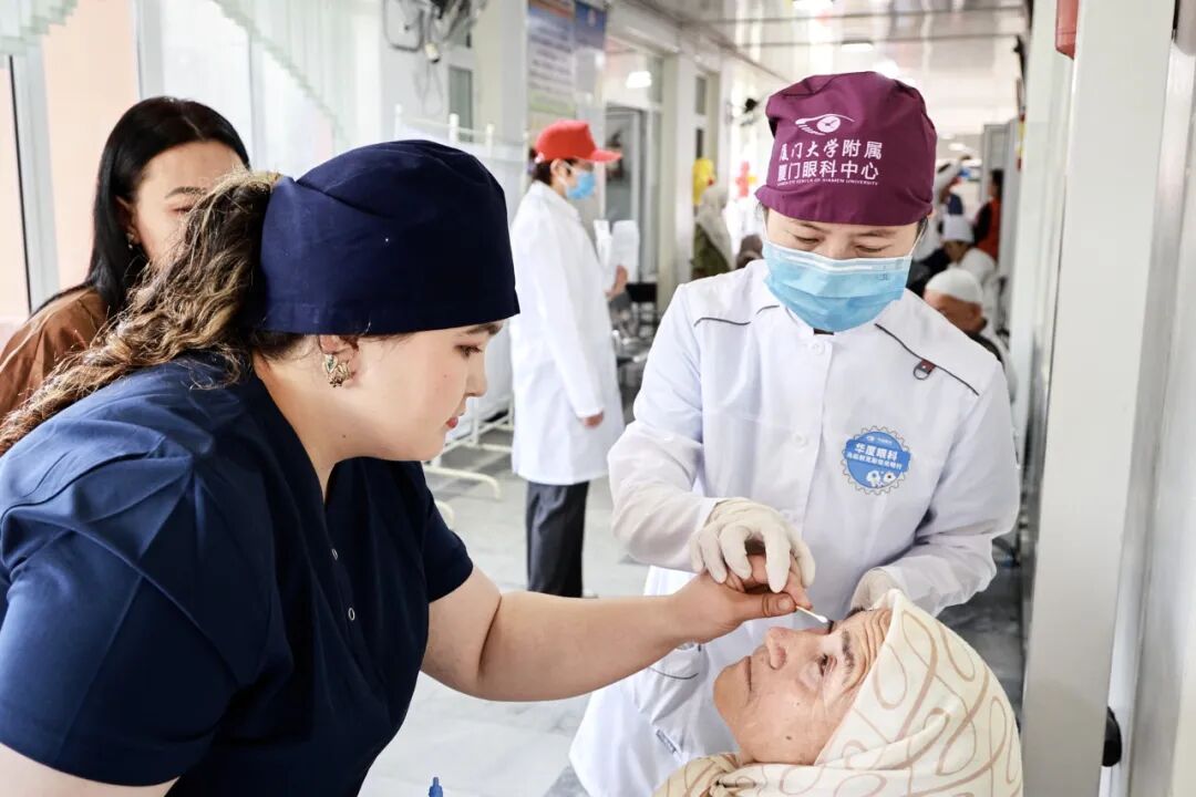 助力新时代「健康丝路」！华厦眼科帮助 146 名乌兹别克斯坦患者重见光明