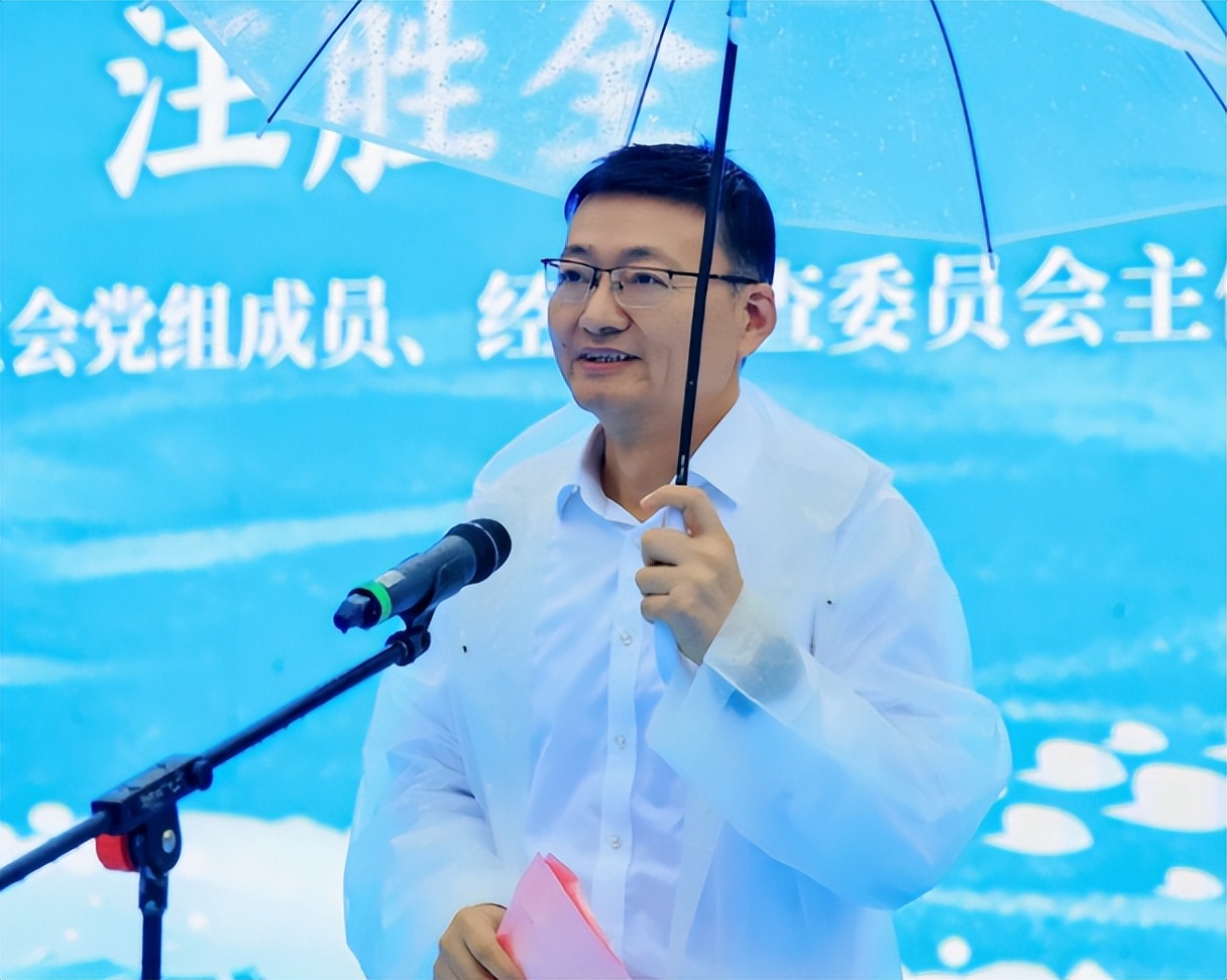 温馨人民·幸福港湾 武汉大学人民医院第七届职工集体婚礼举行