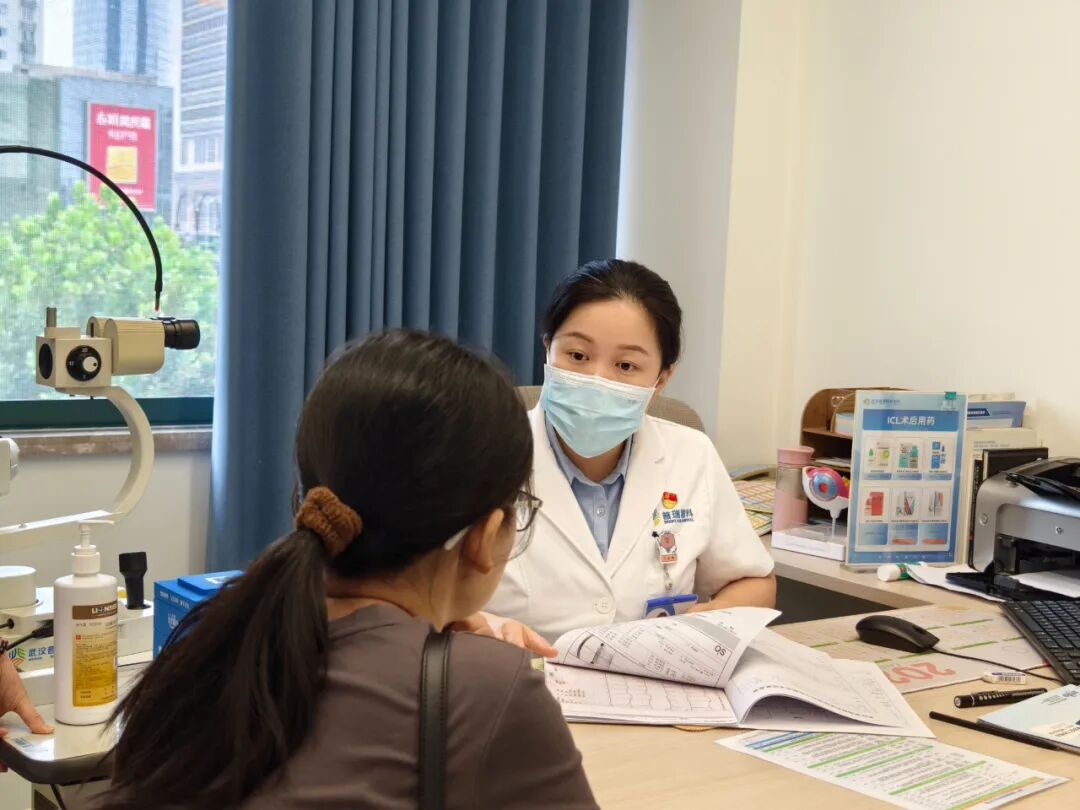 聚焦近视 武汉普瑞眼科医院成功举办可视化近视手术圆桌交流会