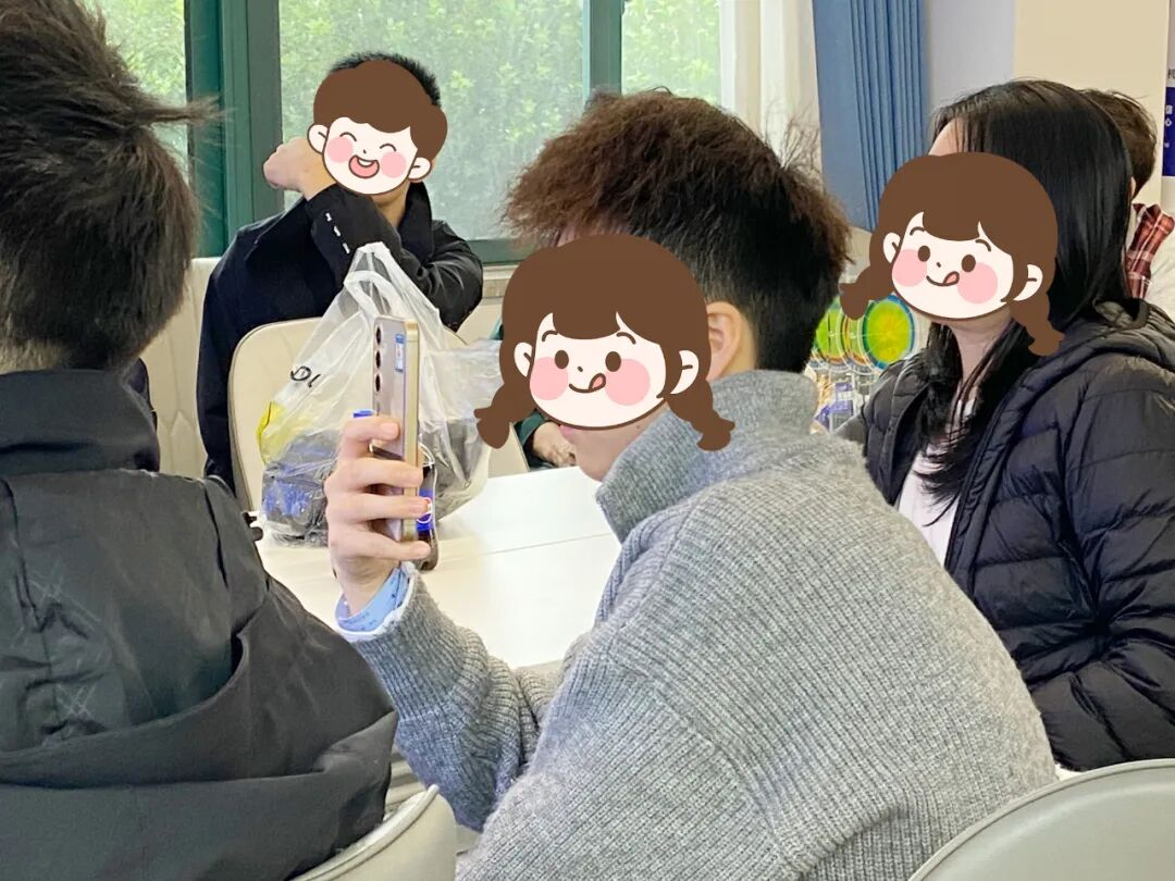 聚焦近视 武汉普瑞眼科医院成功举办可视化近视手术圆桌交流会