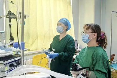 疆陕共健丨授人以渔 援疆新成果——淮安市一院许莹在兵团第七师医院教授胃早癌内镜下黏膜剥离术（ESD）