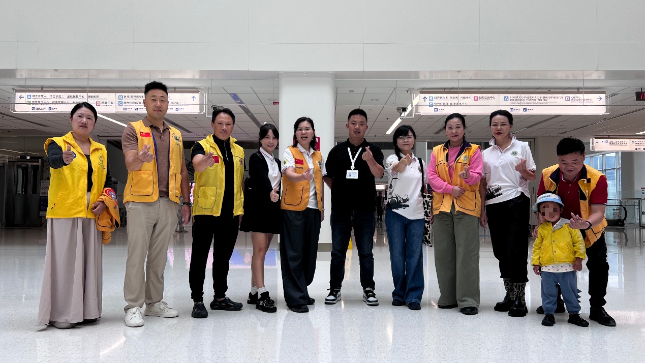 告别缺憾,笑迎未来!10 名唇腭裂患儿从成都京东方医院康复出院