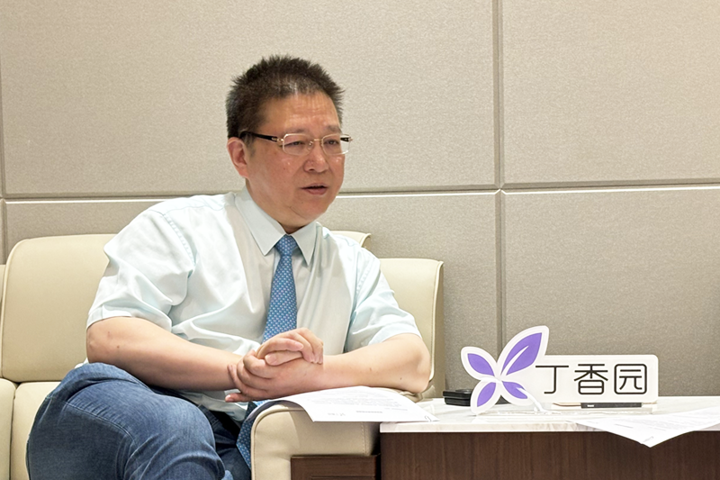 西子论坛丨胡坚教授：构建胸外科「精准化、智慧化、国际化」发展新范式