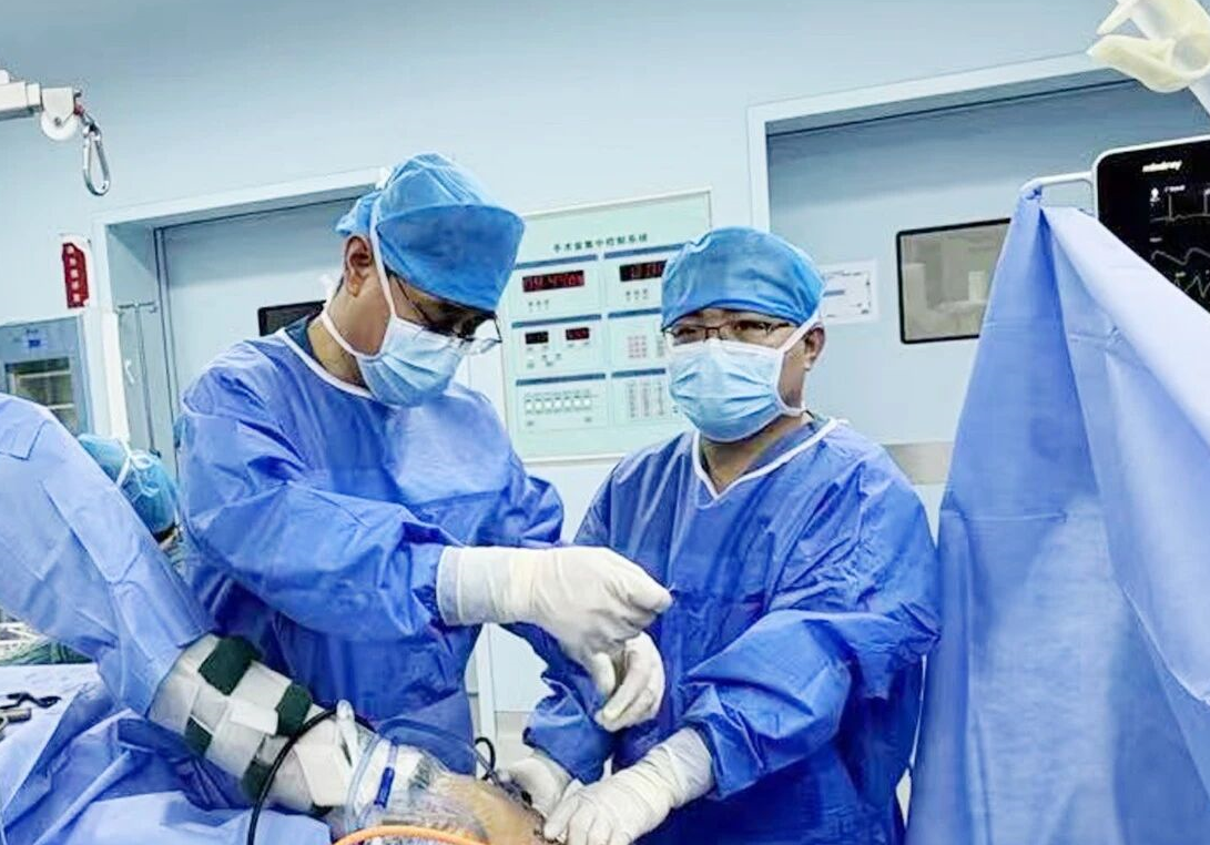 肩袖翻修手术联合 PRP 治疗助力复杂再撕裂体力劳动者重建肩关节功能
