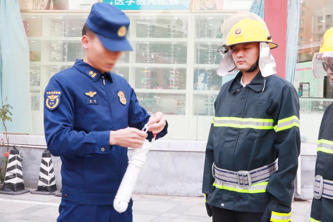 筑牢安全防护网 | 北京华厦民众眼科医院开展消防应急安全演练