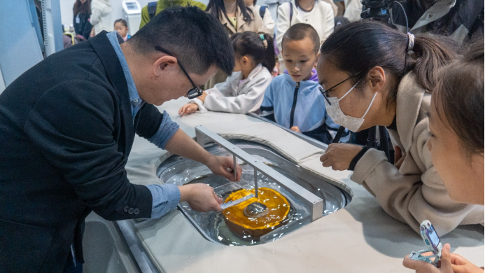 零距离体验隔山打瘤黑科技,科创先锋营走进海扶刀发源地