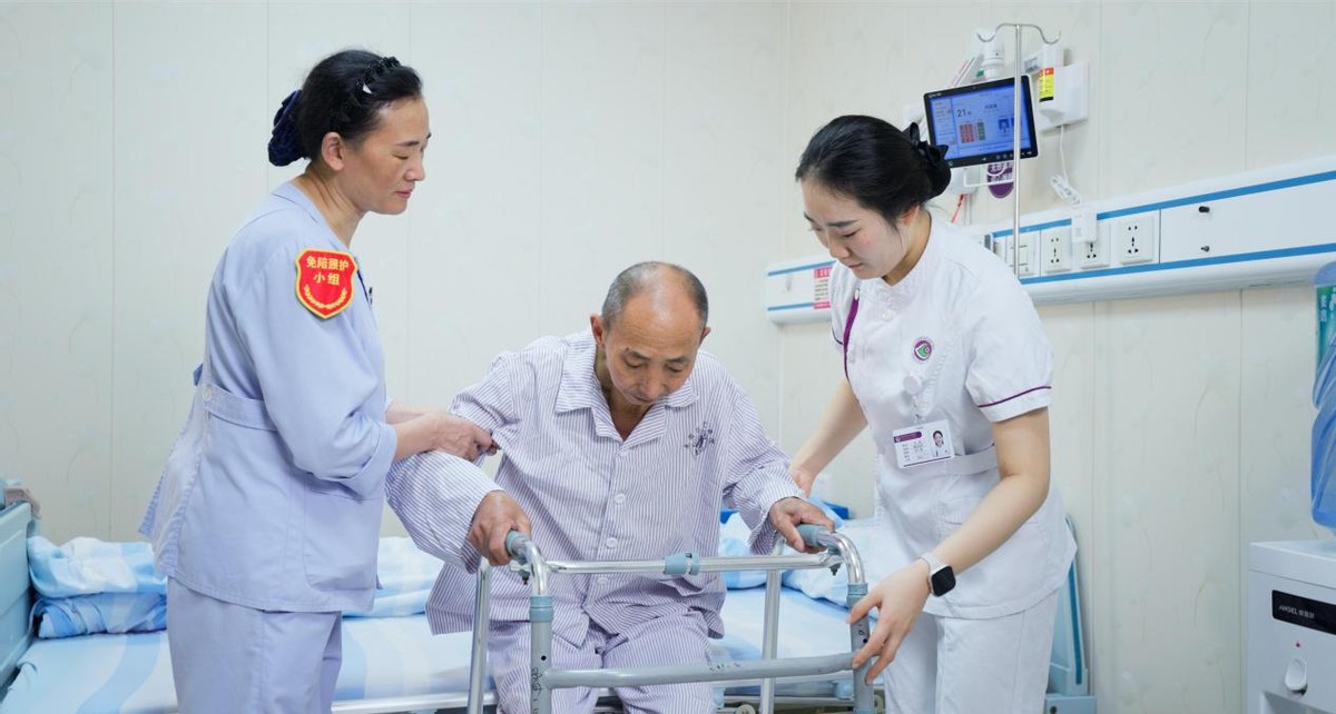 免陪照护数智化示范病房在龙岗人民医院率先落地