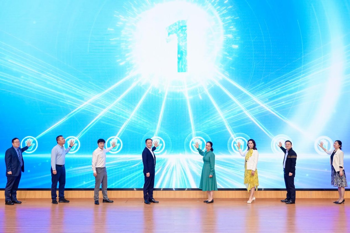 免陪照护数智化示范病房在龙岗人民医院率先落地