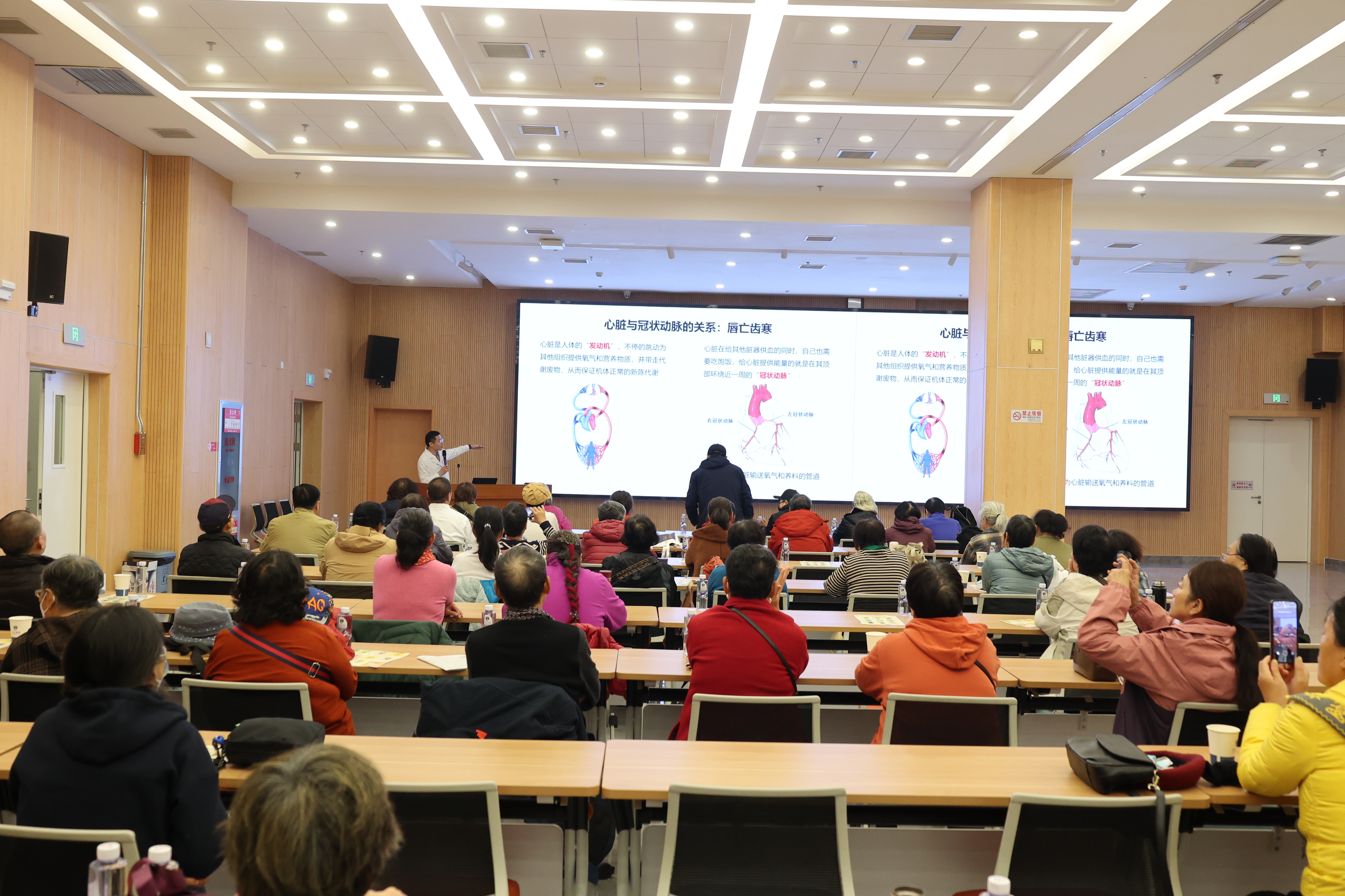 情暖重阳,关爱老人 | 北京华生康复医院举办系列活动弘扬敬老精神