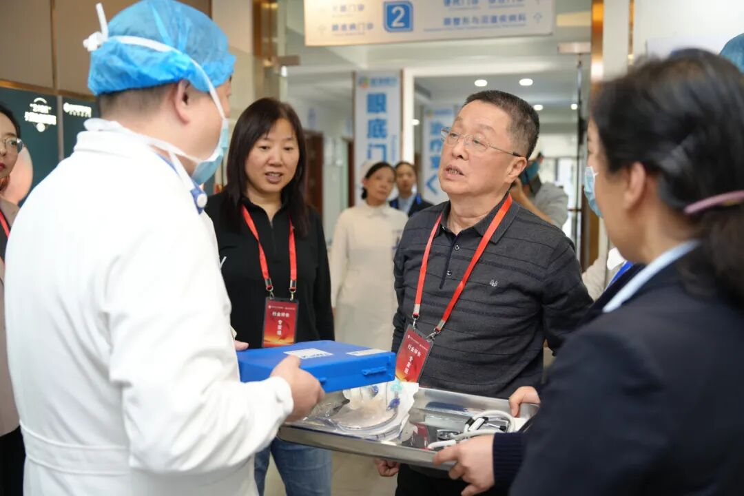 武汉普瑞眼科圆满完成中国非公立医疗机构协会行业评价续评工作