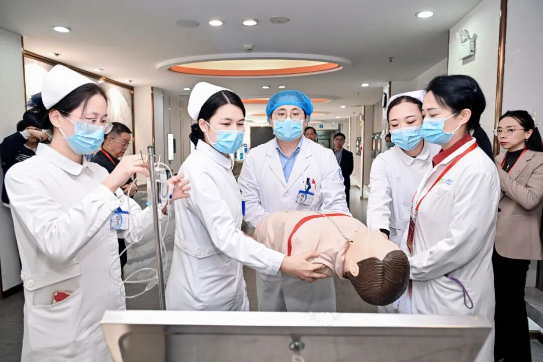 武汉普瑞眼科圆满完成中国非公立医疗机构协会行业评价续评工作