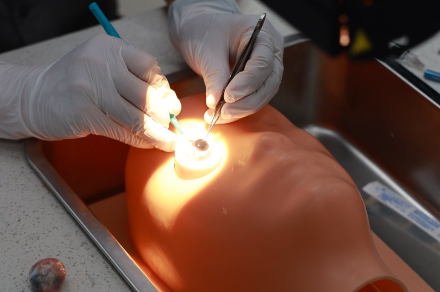 杭州华厦院长黄旭获评全国首批认证医师