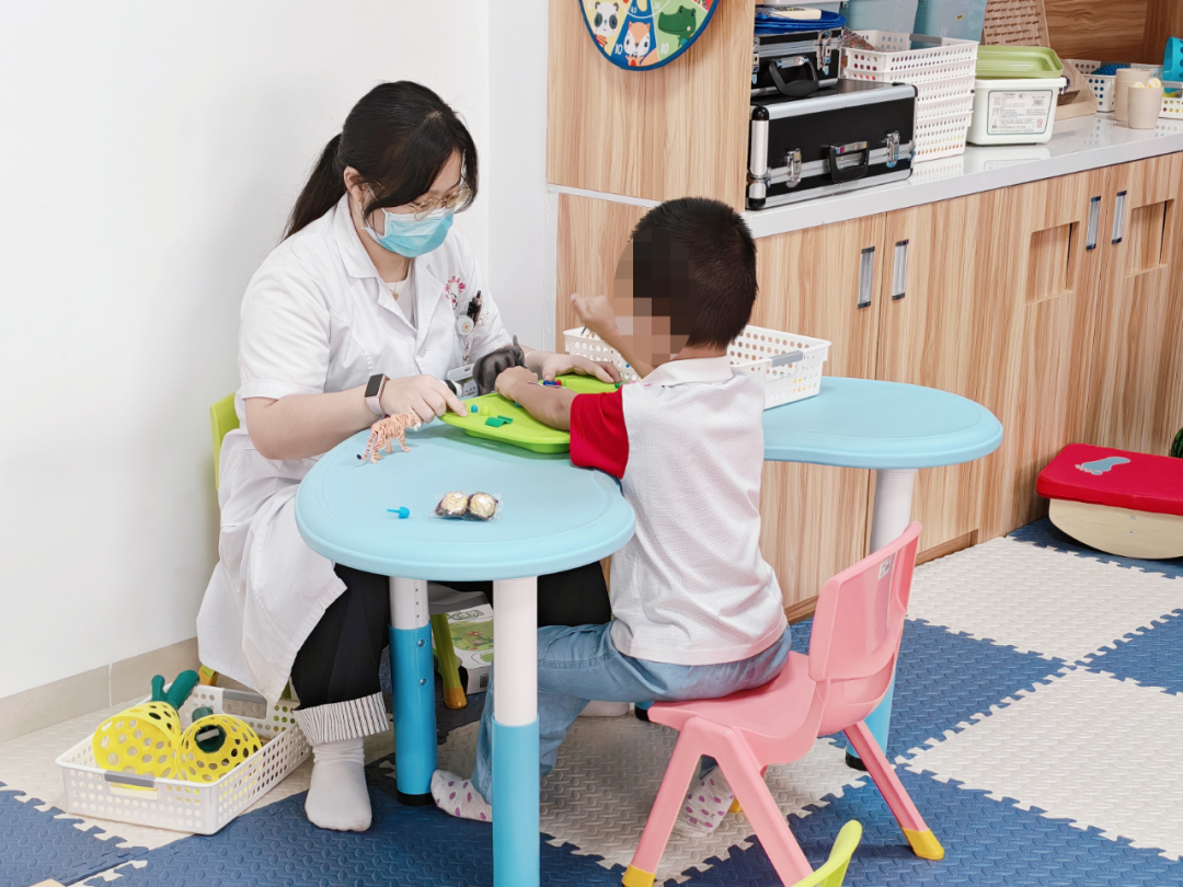 感统是什么？孩子这些表现需警惕，及时干预是关键