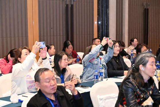 第八届普瑞眼科琴台论坛暨 ICL 实操教学交流会在汉成功举办