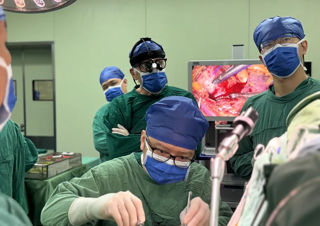 南昌大学二附院签约国际知名心脏外科专家 Mattia Glauber 教授