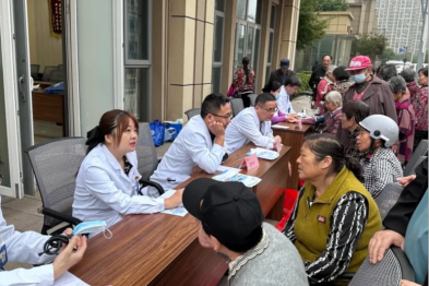 暖心服务惠民生掠影① | 南京江北医院金秋送健康：义诊进社区，讲堂传知识