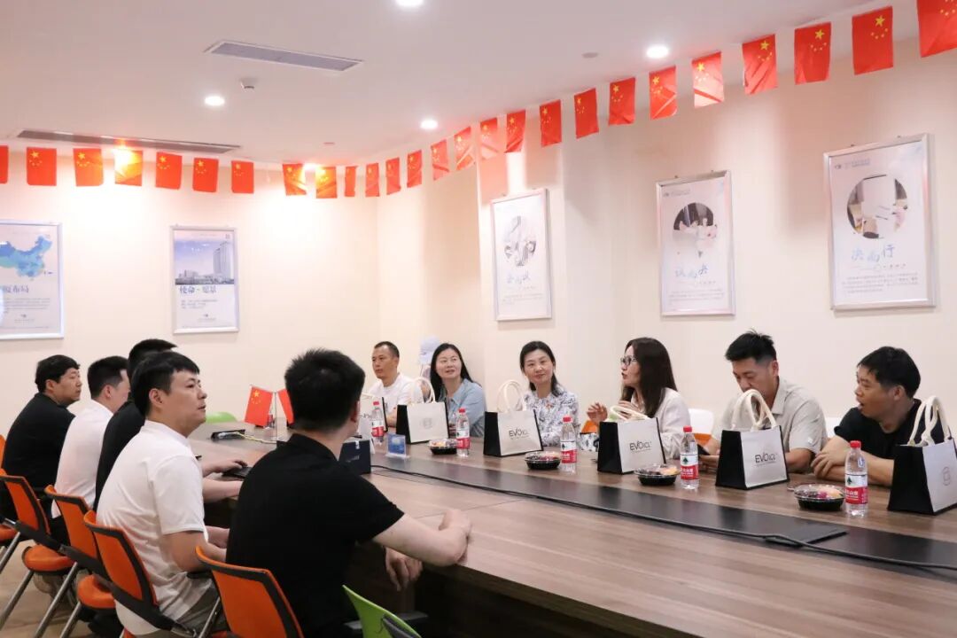 【华厦眼科】西湖区科协领导莅临我院调研指导