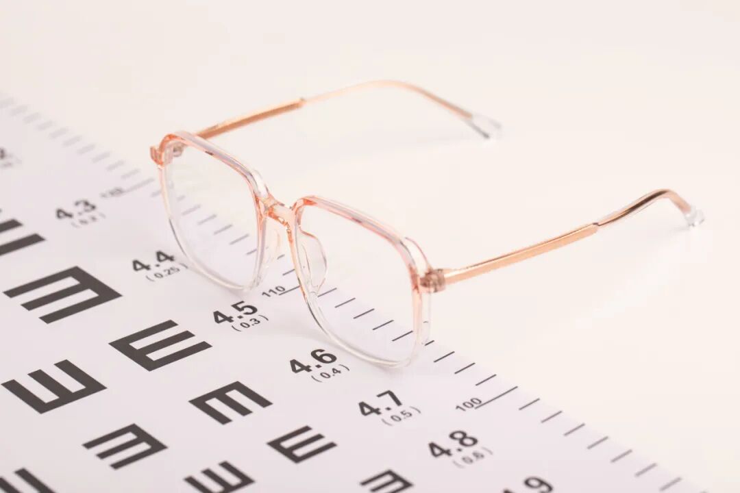 近视手术的黄金年龄是几岁？