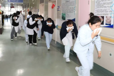 筑牢生命防线！包头市肿瘤医院举行消防应急疏散实战演练