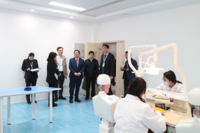 直面评估，精进育人---教育部本科教育教学审核评估专家莅临我院考察指导