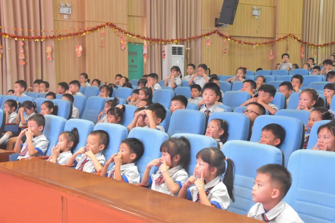 一份礼物,一篇日记,一份回响——医院爱眼讲座播下的种子在孩子心中发芽