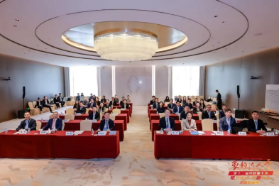 全国赛场夺魁！胃肠腺体外科慕光川医师夺得甲状腺手术视频大赛全国总决赛冠军