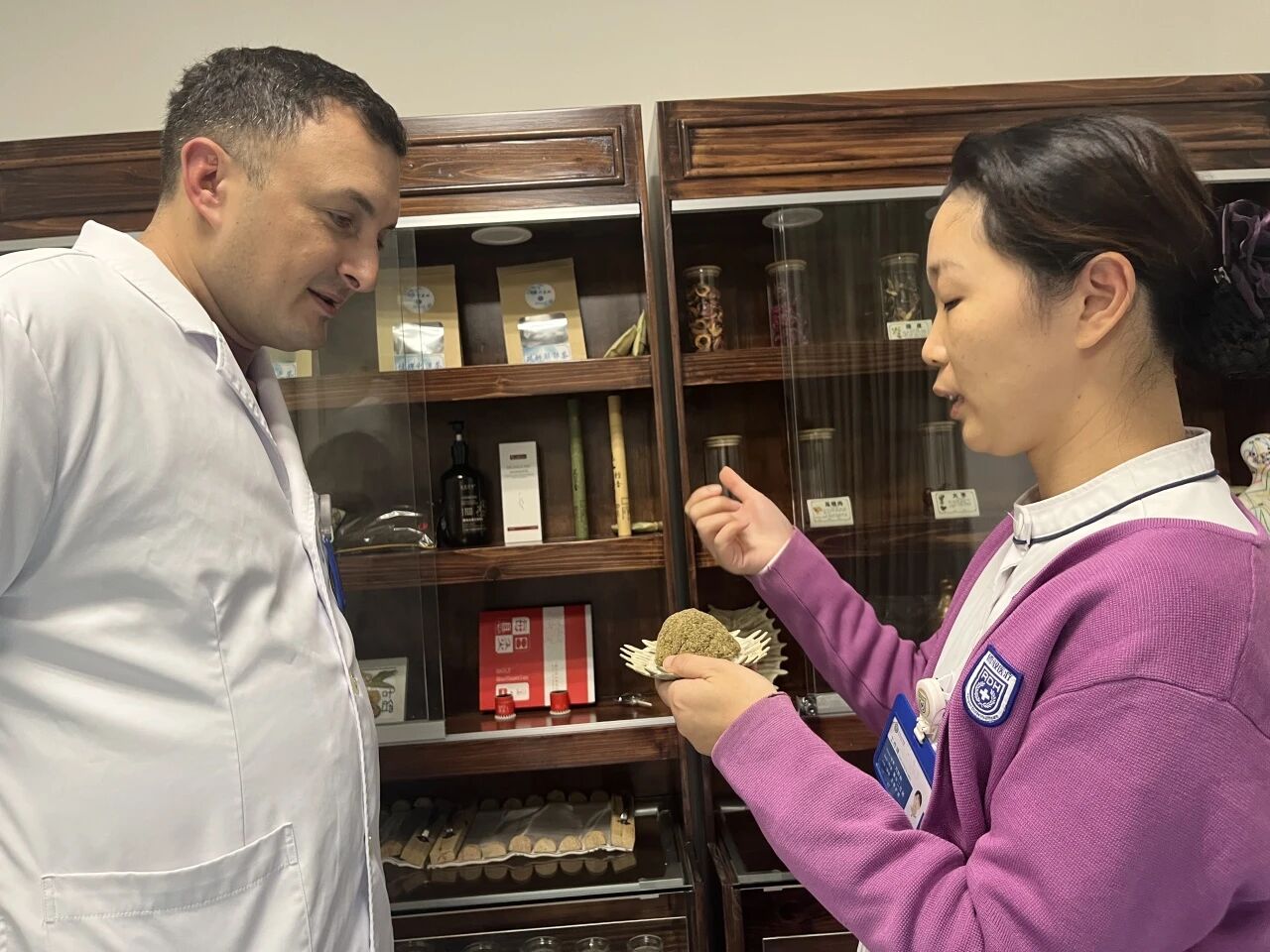 真诚、友好、开放、交流｜波黑外科专家 Milan Todorovic 在南京江北医院开展参访进修之旅