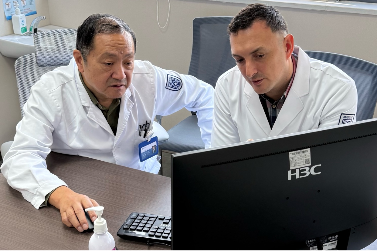 真诚、友好、开放、交流｜波黑外科专家 Milan Todorovic 在南京江北医院开展参访进修之旅