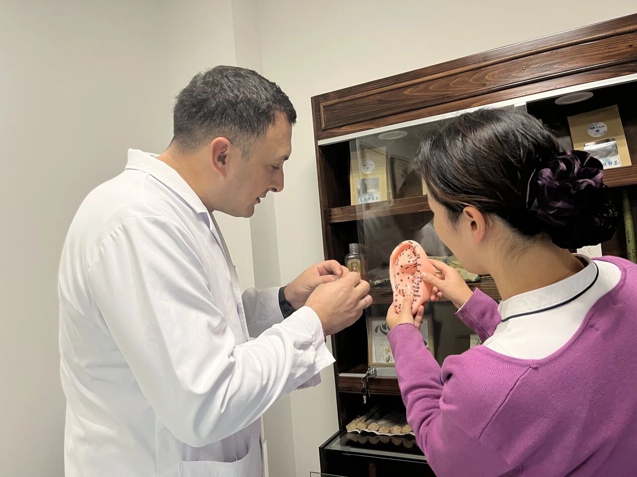 真诚、友好、开放、交流｜波黑外科专家 Milan Todorovic 在南京江北医院开展参访进修之旅