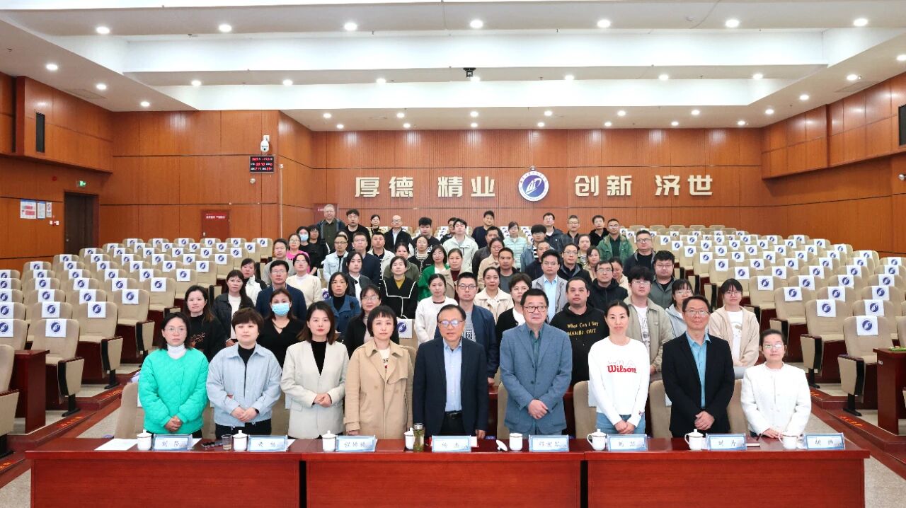 强化师资队伍建设 筑牢医学人才根基