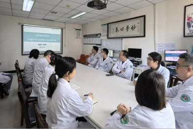 聚焦前列腺癌诊疗，病理科与泌尿外科深度交流破壁垒