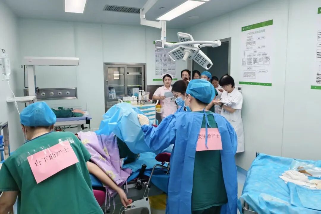以练为战护母婴!漳州第三医院妇产科开展羊水栓塞应急演练