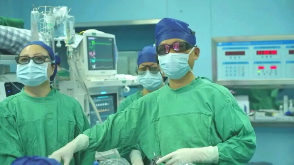 云端「探刀」！荆门这场微创外科直播，把高难度手术变成「公开课堂」