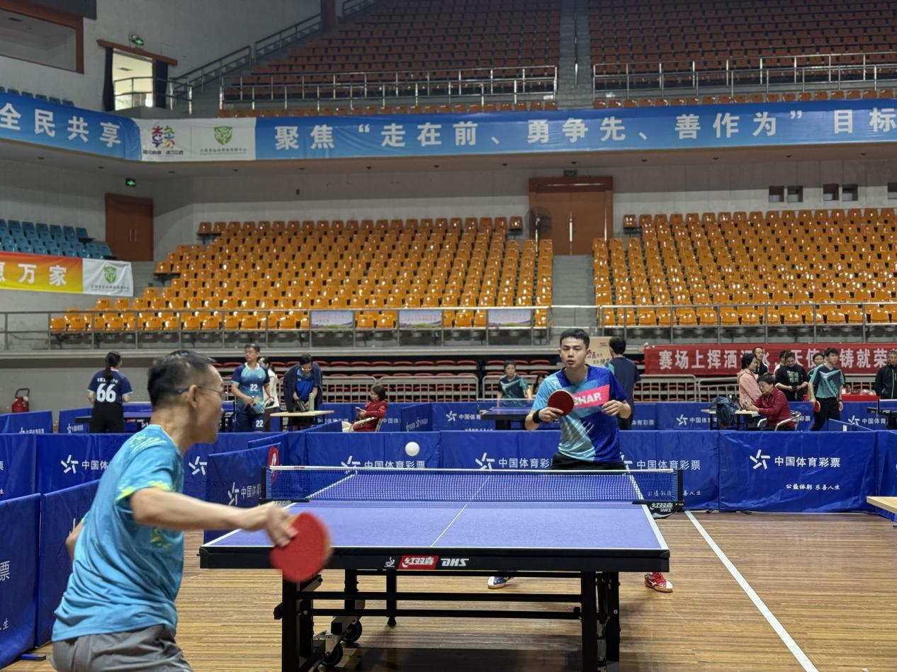 南大二附院在第十届「天使杯」乒乓球赛中斩获佳绩