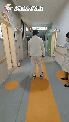 从行动不便到自主行走，周叔的中风康复历程