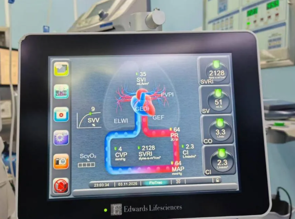 广西医科大一附院成功实施高龄患者心脏冠脉支架术后人工股骨头置换术