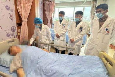 卧床不起、拒绝治疗的老人，为何三个月后笑着说「有了活下去的劲头」？