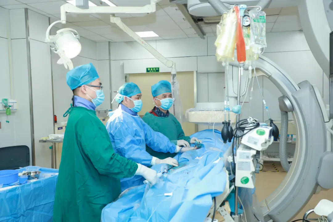 脑梗的「元凶」藏在心脏?经食道超声心动图检查发现患者真有「小心眼」