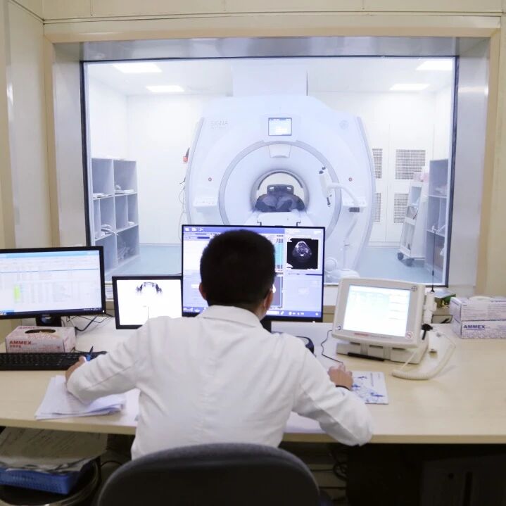 95 岁高龄老人日日尿血!这个藏在肾脏里的」杀手」很沉默......