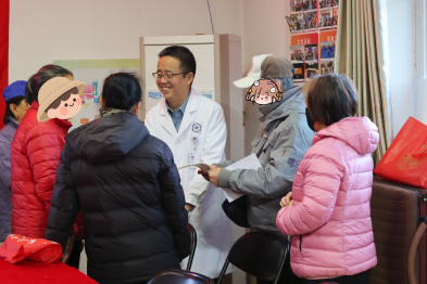 中医讲座进社区，贴心服务零距离