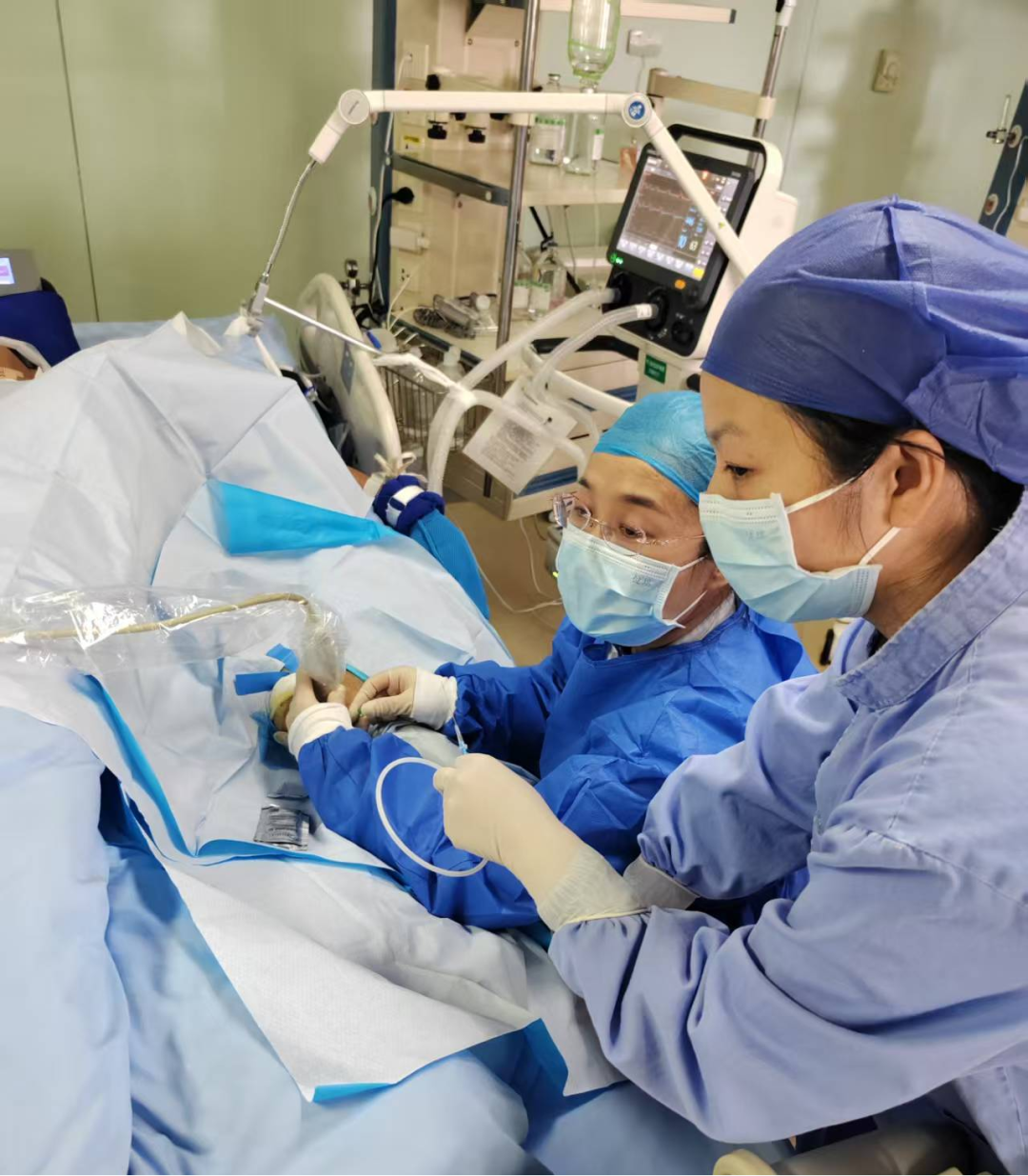 技术突破,精准护航 | 河科大二附院首例下肢 PICC 深静脉置管术成功实施!