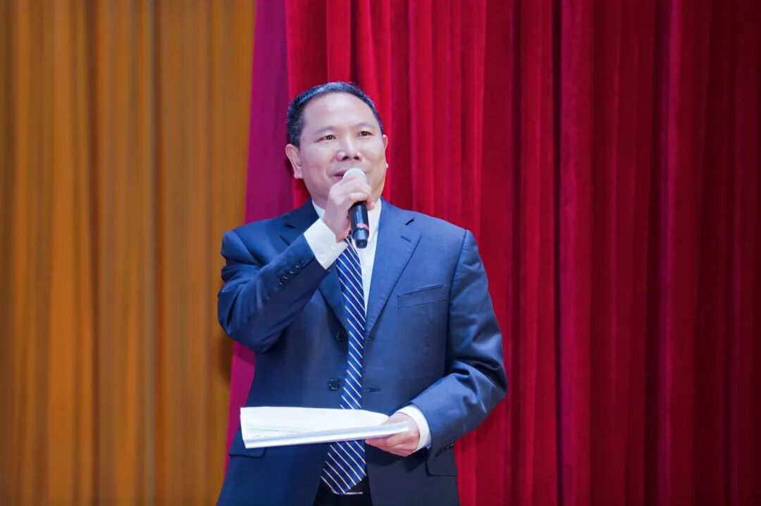 【跨域聚力擘画新蓝图 管理共赢开启新篇章】2025 武陵山医院管理大会在黔江医院中心召开!