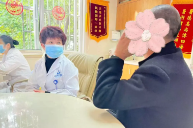 一说话就 「露馅」的癌症，仁品专家：「声音嘶哑需重视，别与炎症混淆！」