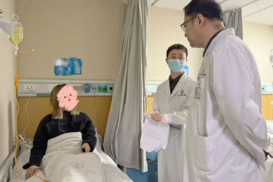 95 后姑娘一夜「失聪」，教科书式抢救获医生点赞