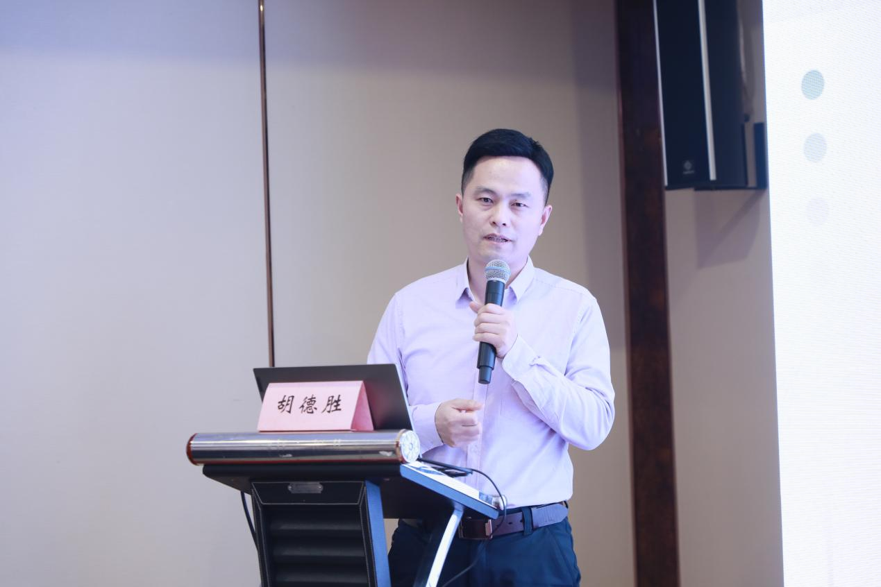 湖北省老年学学会中医药保健专委会成立大会暨老年健康论坛成功举行